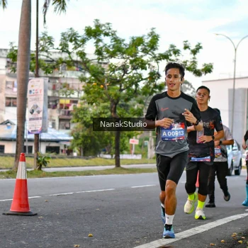 Runner Photo 3846465