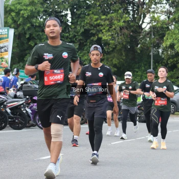 Runner Photo 3846549