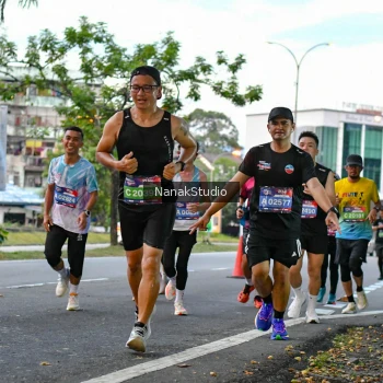 Runner Photo 3846653