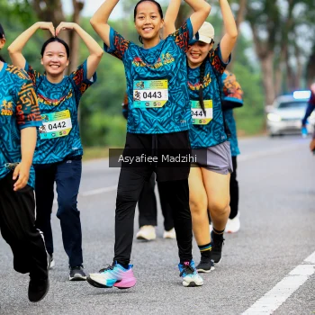 Runner Photo 3846675