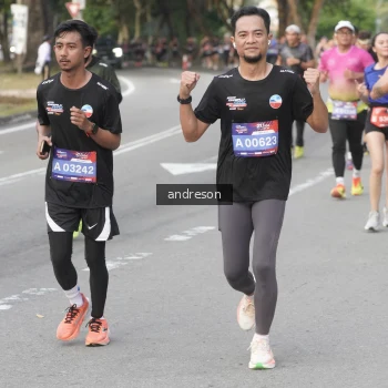 Runner Photo 3846767