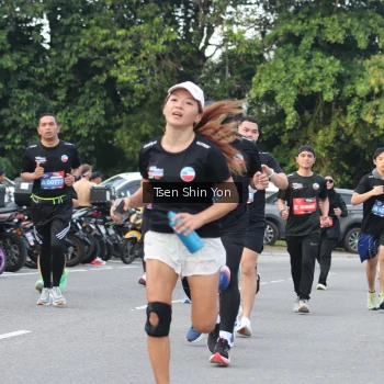 Runner Photo 3846778