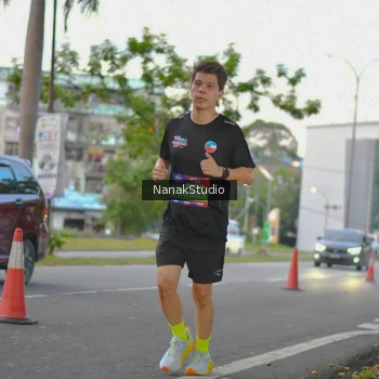 Runner Photo 3847274