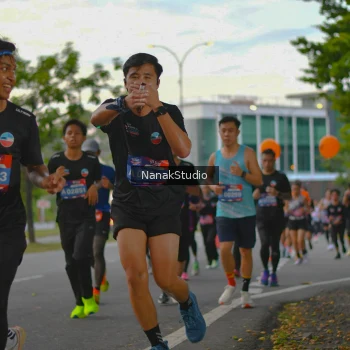 Runner Photo 3847518