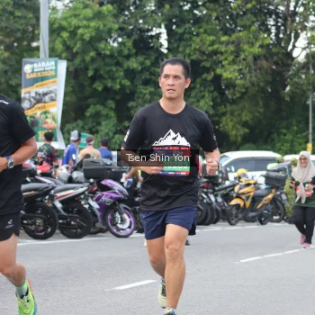 Runner Photo 3847531