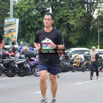 Runner Photo 3847534