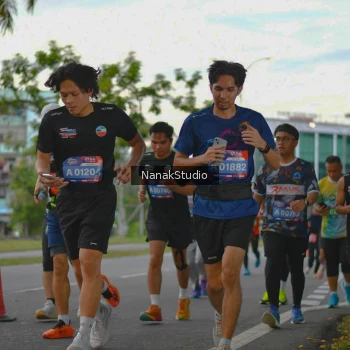 Runner Photo 3847592
