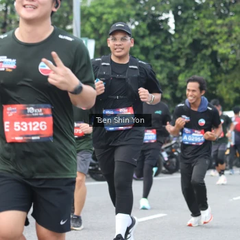 Runner Photo 3847617