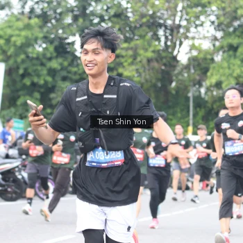 Runner Photo 3847634