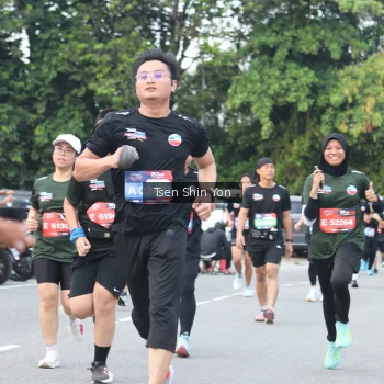 Runner Photo 3847641