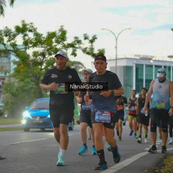 Runner Photo 3847666