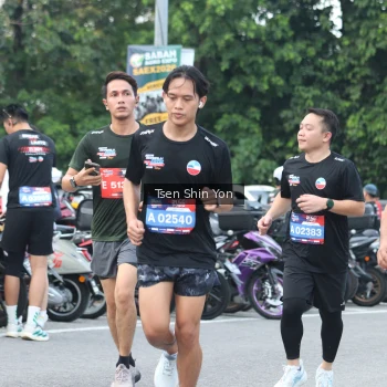 Runner Photo 3847709