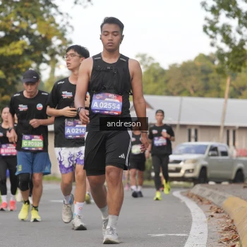 Runner Photo 3847739