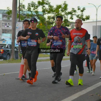 Runner Photo 3847743