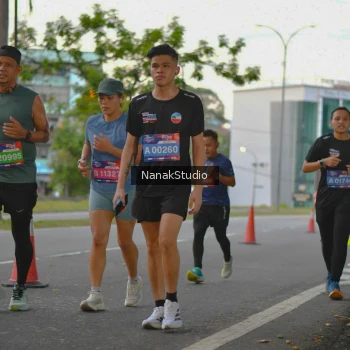 Runner Photo 3847752