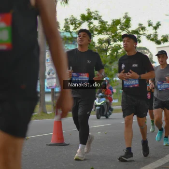 Runner Photo 3847797