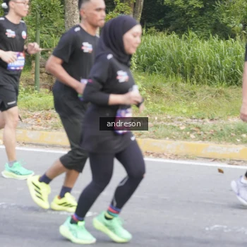 Runner Photo 3847798