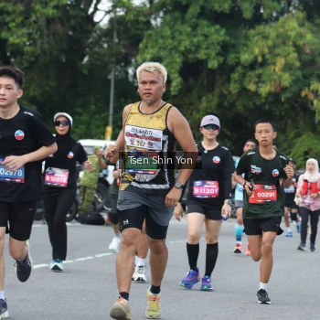 Runner Photo 3847902