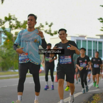 Runner Photo 3847910
