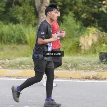 Runner Photo 3847911