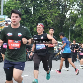 Runner Photo 3848337