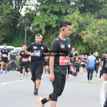 Runner Photo 3848573