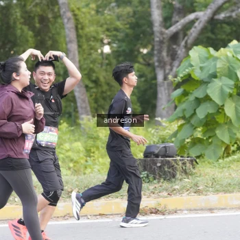 Runner Photo 3848696