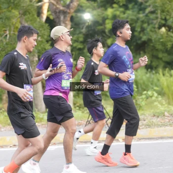 Runner Photo 3849005