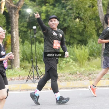 Runner Photo 3849111