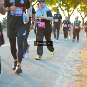 Runner Photo 3850002