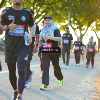 Runner Photo 3850005