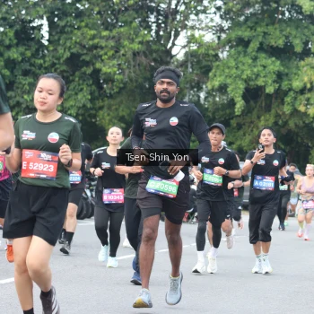 Runner Photo 3850023