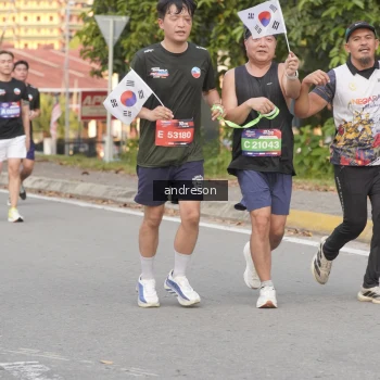 Runner Photo 3850586