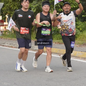 Runner Photo 3850685