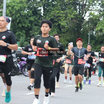 Runner Photo 3850729