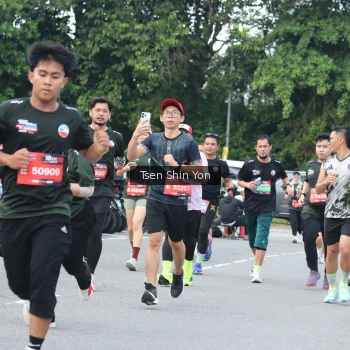 Runner Photo 3850736