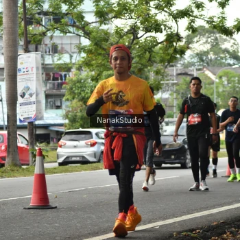 Runner Photo 3851002