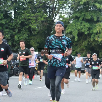 Runner Photo 3851040