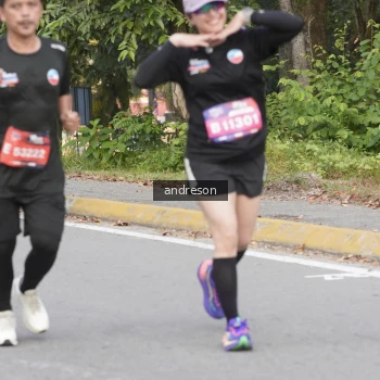 Runner Photo 3851123