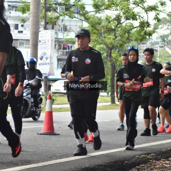 Runner Photo 3851195