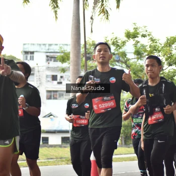 Runner Photo 3851354