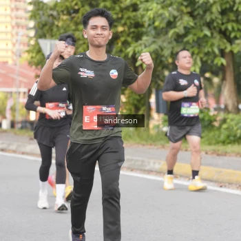Runner Photo 3851614