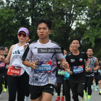 Runner Photo 3851639
