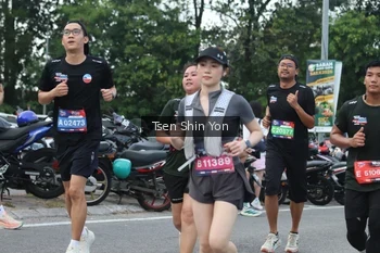 Runner Photo 3851671