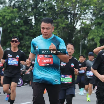 Runner Photo 3851786