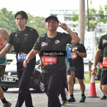 Runner Photo 3851851