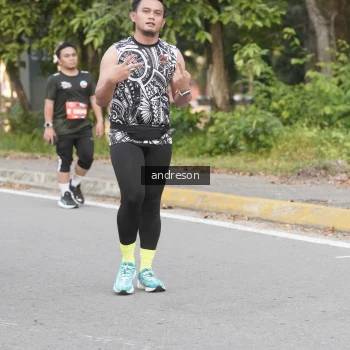 Runner Photo 3852072