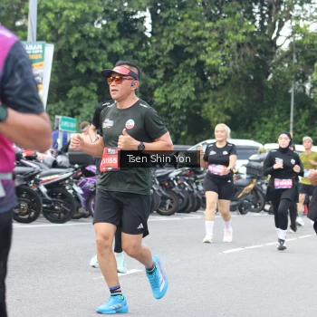 Runner Photo 3852395