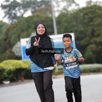 Runner Photo 3852513