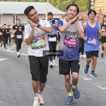 Runner Photo 3852713